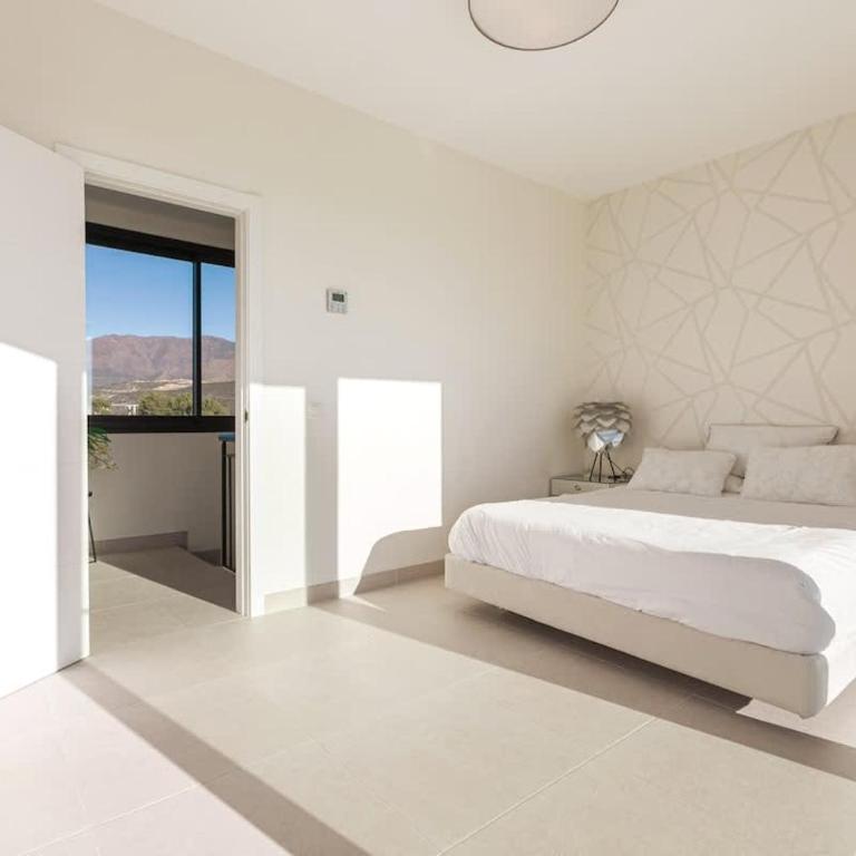 Duplex Penthouse with Sea Views, Steps to Golf - Apartamento de 3 dormitorios - 39
