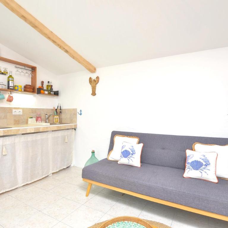 VILLA LES SALINES Maison de Vacances au Grau du Roi - Studio with Terrace - 11