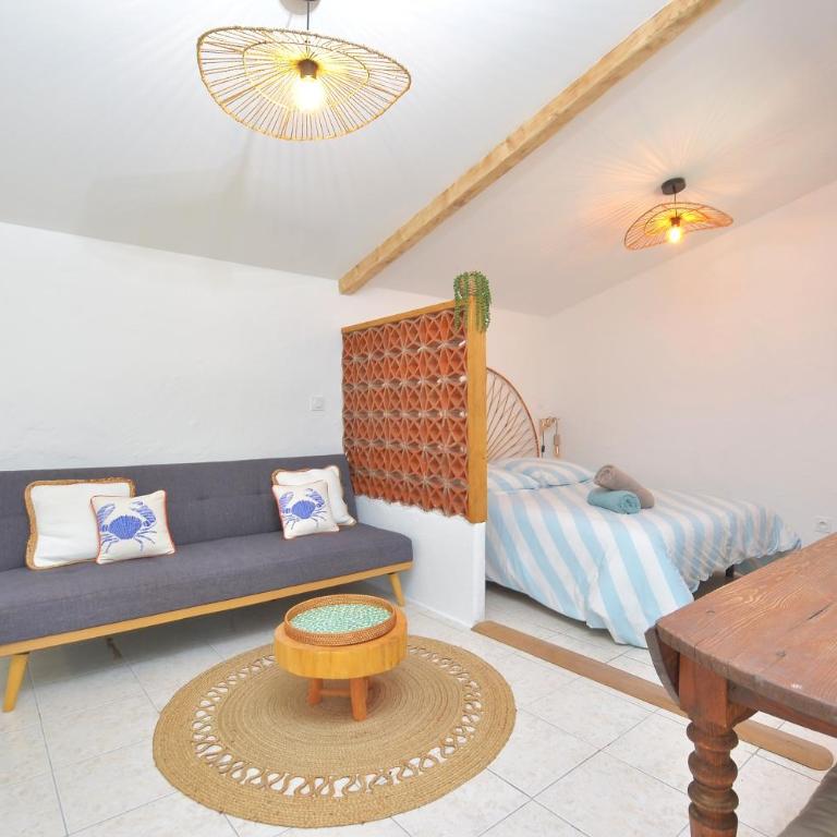 VILLA LES SALINES Maison de Vacances au Grau du Roi - Studio with Terrace - 5
