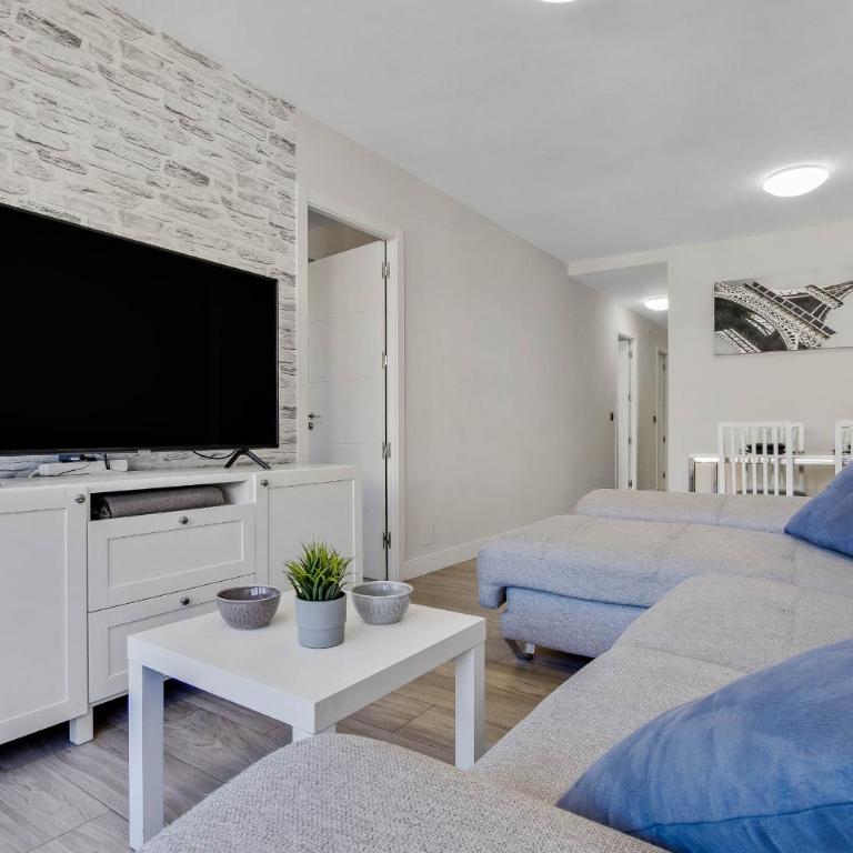 Málaga oeste - Apartamento de 2 dormitorios - 14