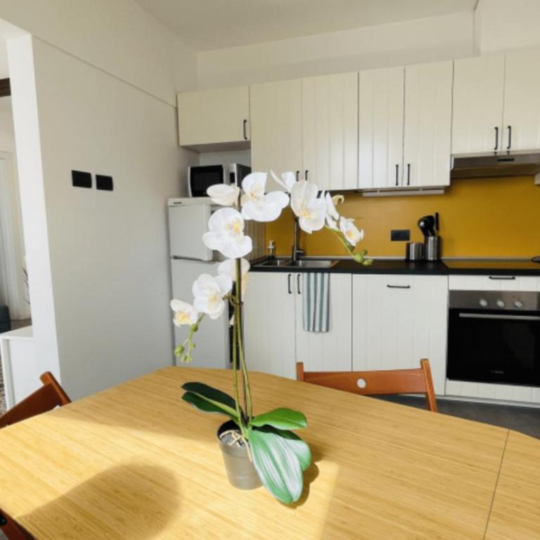 Comodissimo Gaslini e mare - Two-Bedroom Apartment with Sea View - 6