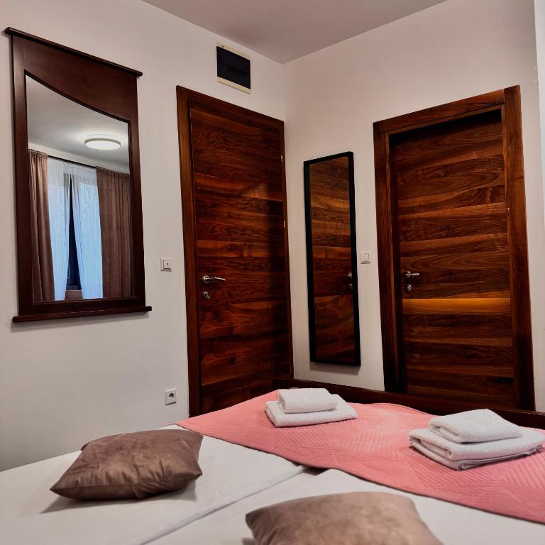 Hotel Paviljon - Triple Room - 4