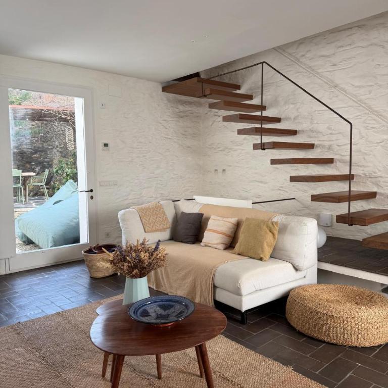 Iconic house with garden in the center of Cadaqués - Casa de 3 dormitorios - 8