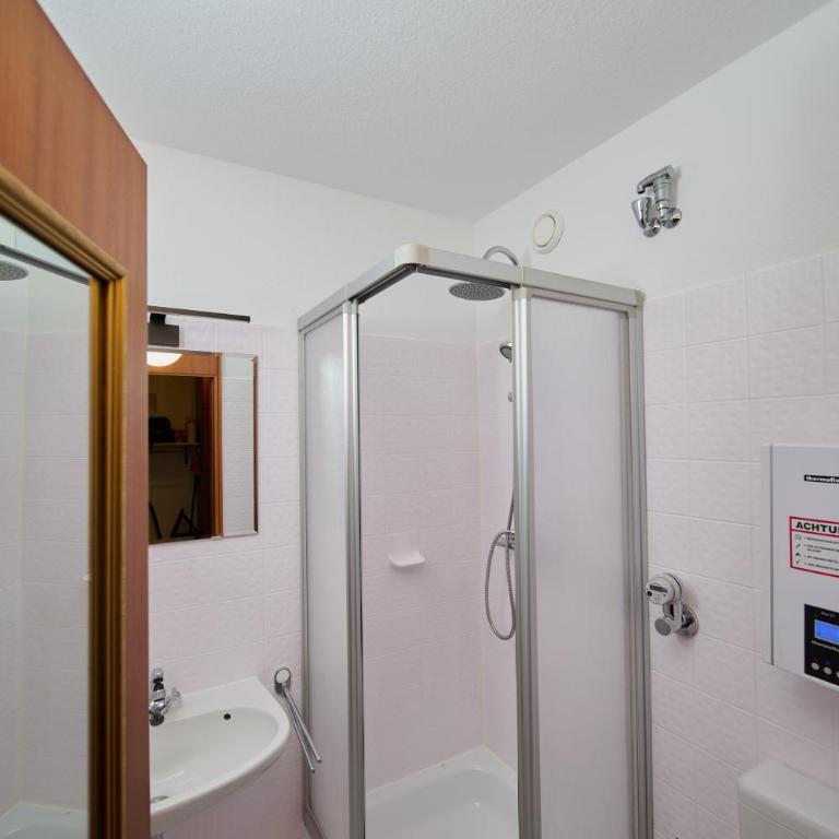 Asmus Unterkunft - Apartment mit 1 Schlafzimmer und Balkon - 17