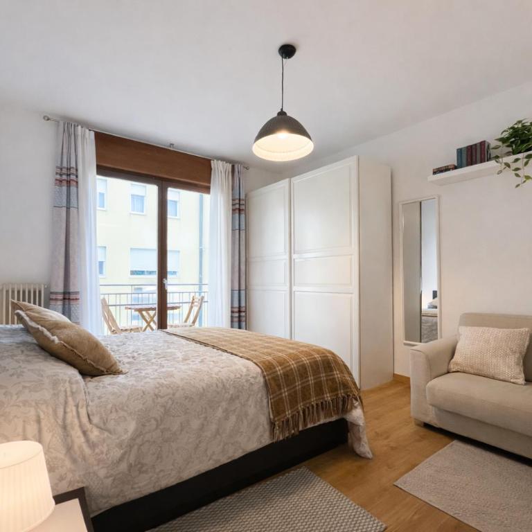 Exclusive - 7 guests - Wi-Fi - near the center - Appartamento con 3 Camere da Letto - 6