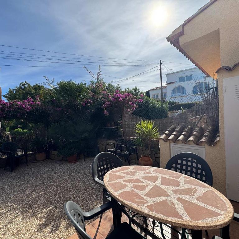 Beachnear terraced house with wonderful sea-views - Apartamento - 44