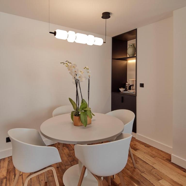 Appartement élégant en plein centre de Paris - Two-Bedroom Apartment - 6