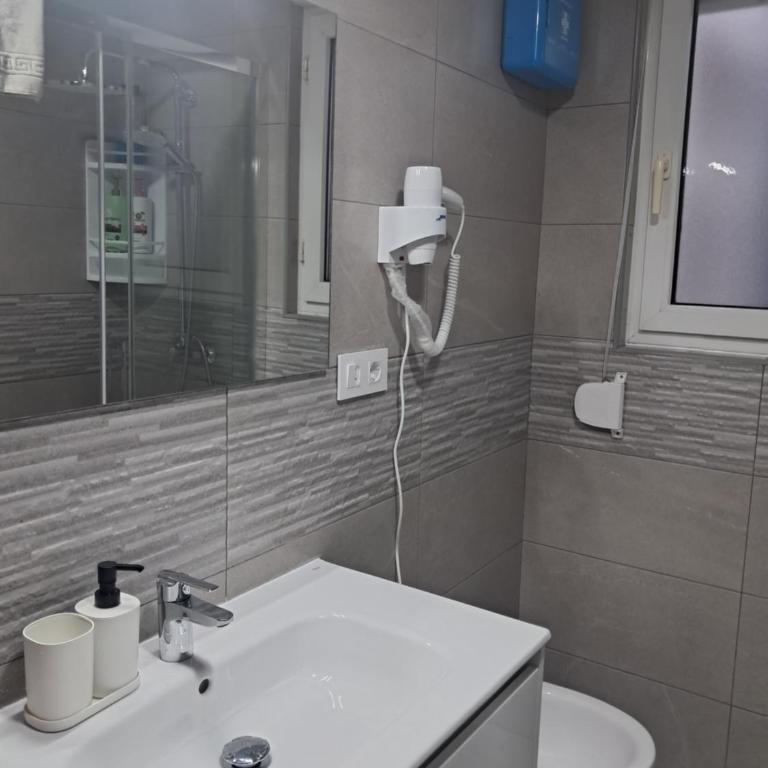 Apartamento Elena Céntrico con WiFi - Apartamento de 1 dormitorio - 10