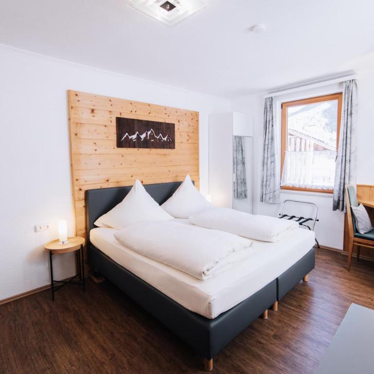 Pension Bavaria - Doppelzimmer - 11