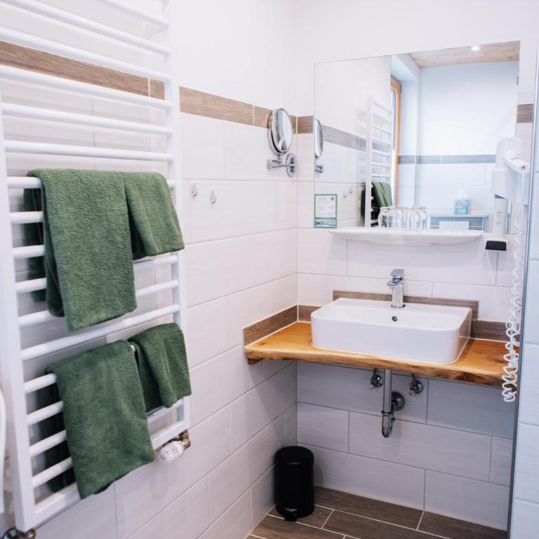 Pension Bavaria - Doppelzimmer - 8