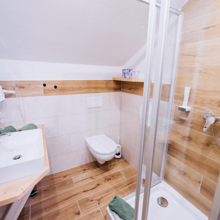 Pension Bavaria - Doppelzimmer - 35