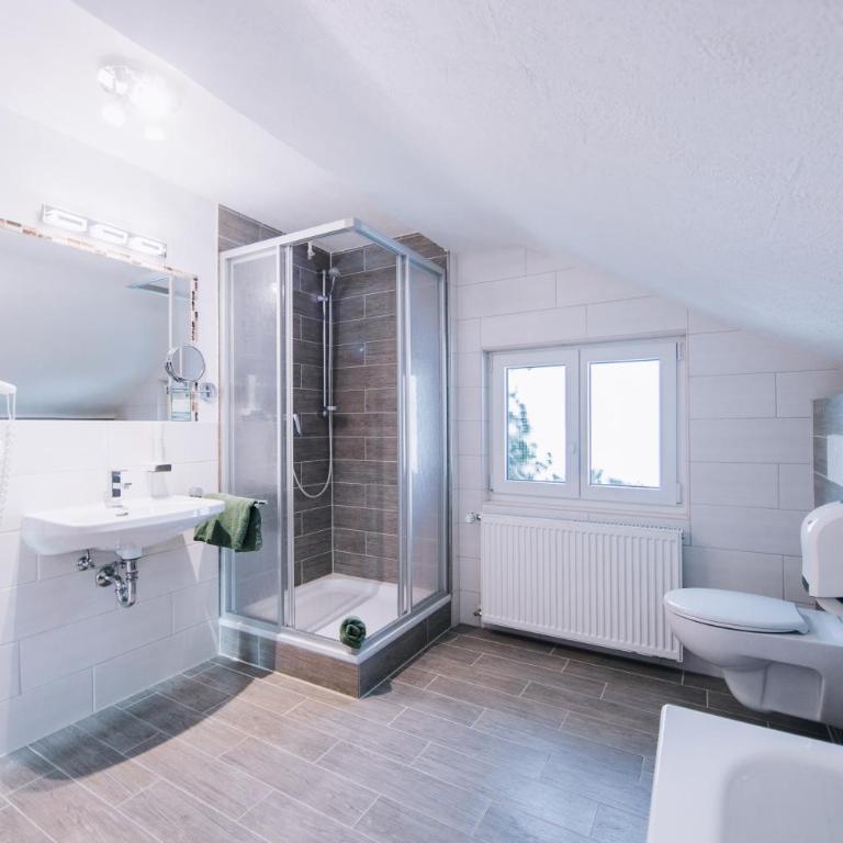 Pension Bavaria - Doppelzimmer - 23