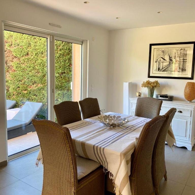 VILLA Saint Raphael Valescure Piscine Clim Wifi Golf - Casa con 3 Camere da Letto - 15