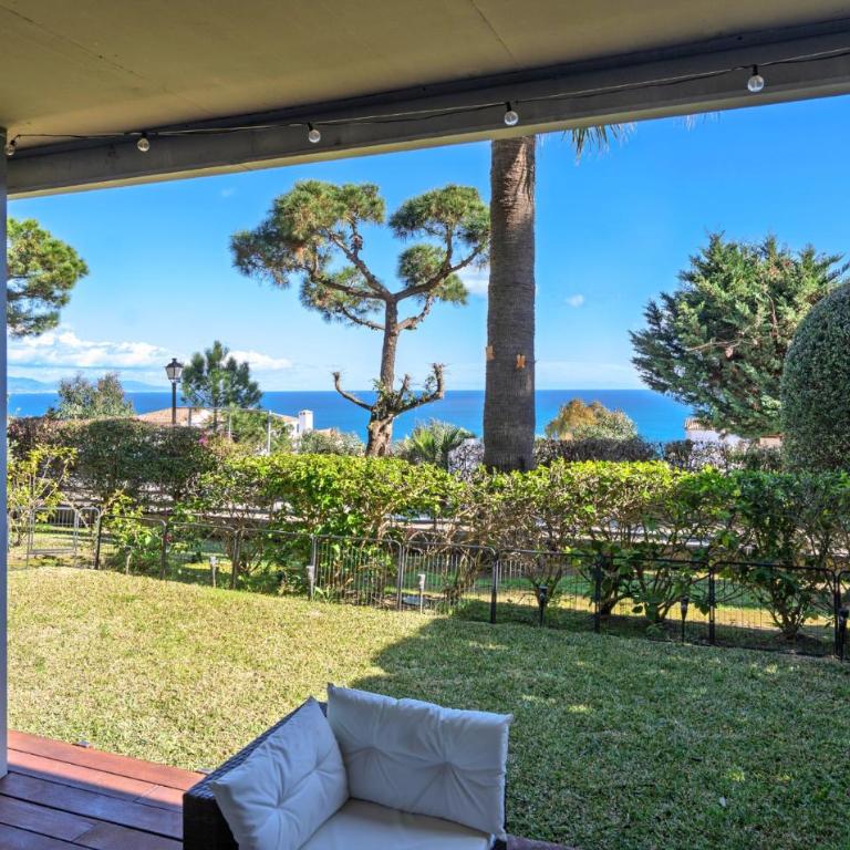 Spacious 3-Bedroom Garden Apartment and Indoor Community Pool - Apartamento - 30