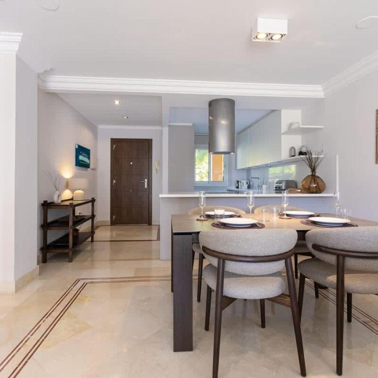 Charming Apt in Aloha Hill Club with Pools & Spa - Apartamento de 2 dormitorios - 15