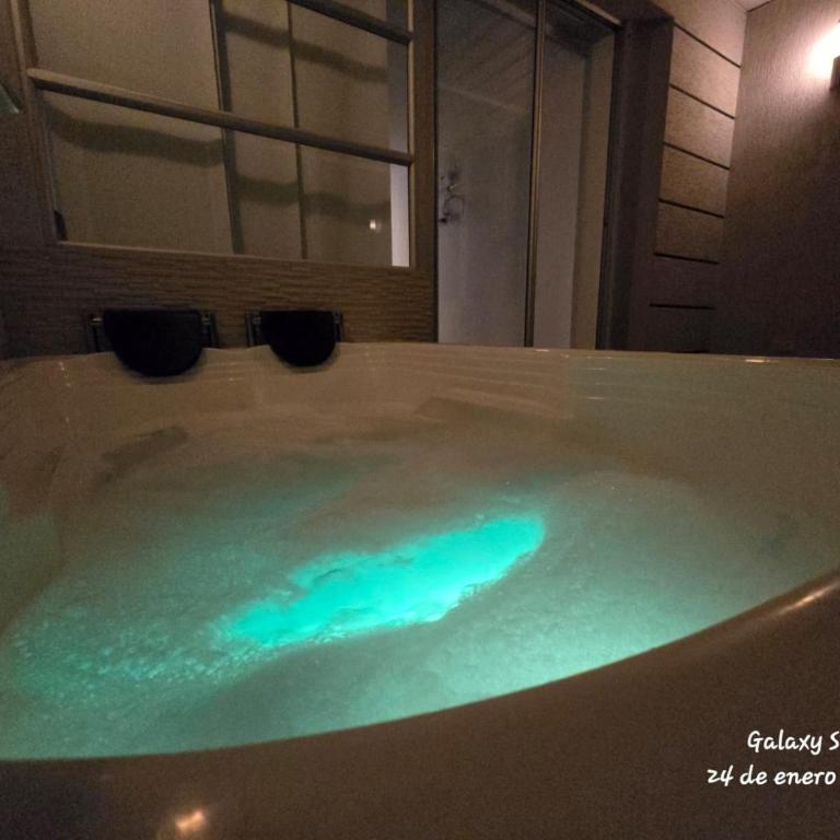 Apto Cerca Centro comercial Viva y Cancerológico - Apartamento de 2 dormitorios - 3
