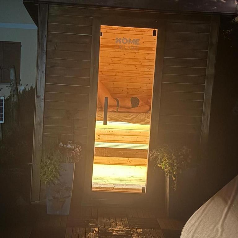 Casa Fiorita, Luino, il tempo rallenta tra lago e fiori - Casa con 2 Camere da Letto - 3