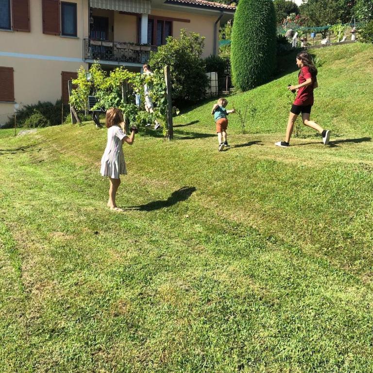 Casa Fiorita, Luino, il tempo rallenta tra lago e fiori - Casa con 2 Camere da Letto - 21