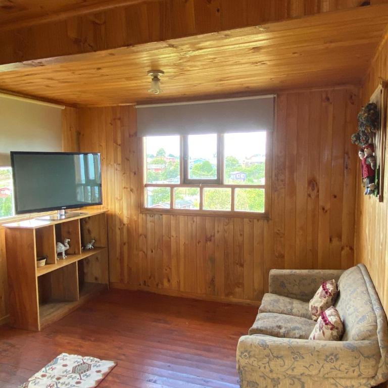 Cabañas centro Quellón - Three-Bedroom House - 17