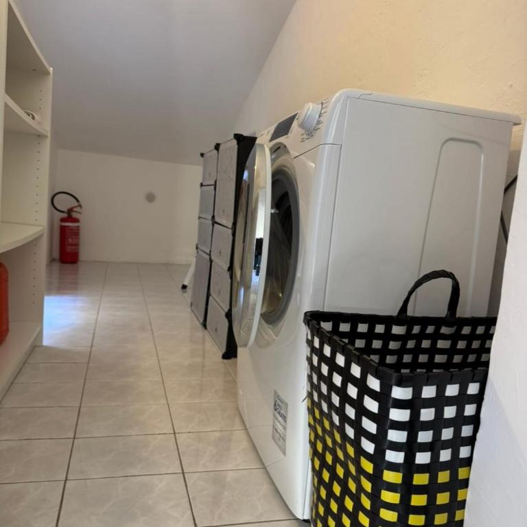 Termini Cozy Corner wi-fi AC Free - Appartamento con 1 Camera da Letto - 28