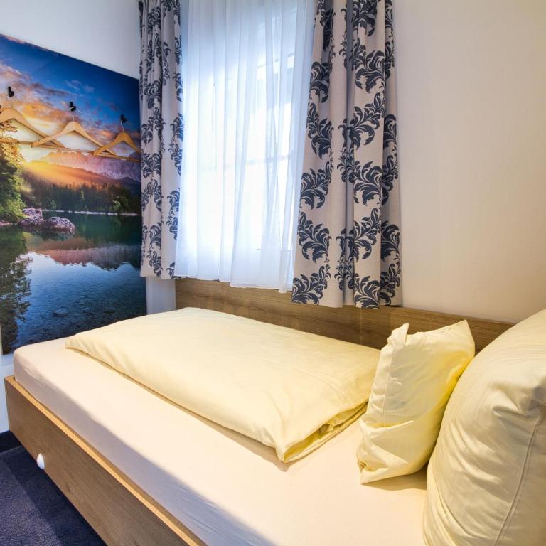 Zum Franziskaner - Doppel- oder Zweibettzimmer - 2