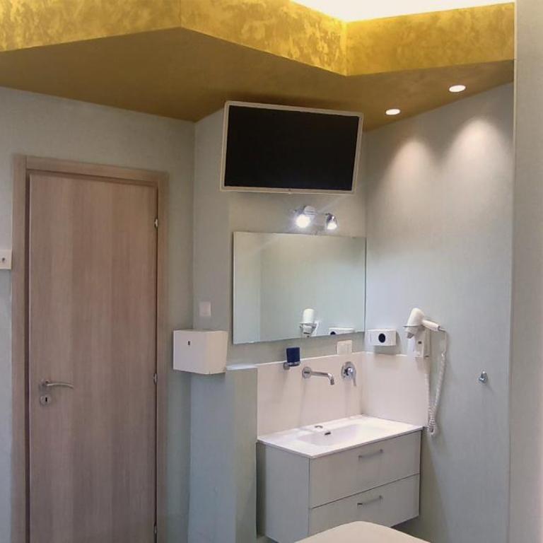 Nitto House - Small Double Room - 6