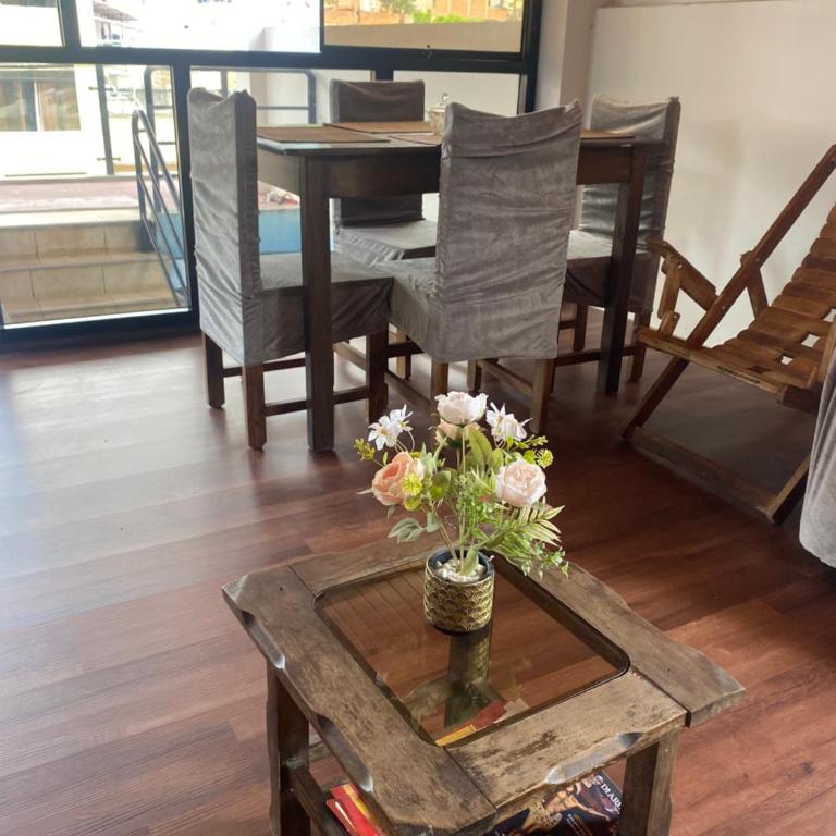 Apartamento com terraza para una familia - Two-Bedroom Apartment - 4