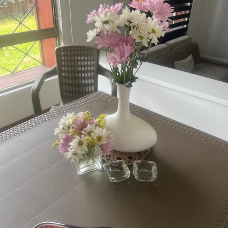 Homevibeshotel - Triple Room - 4