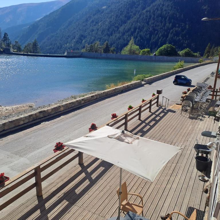 Grand Chalet Du Lac Du Boreon - Chambre Double – Vue sur Lac - 2