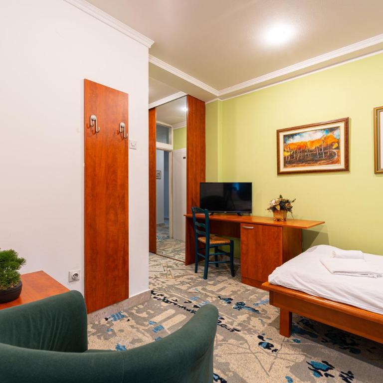 Hotel Bojatours - Twin Room - 10
