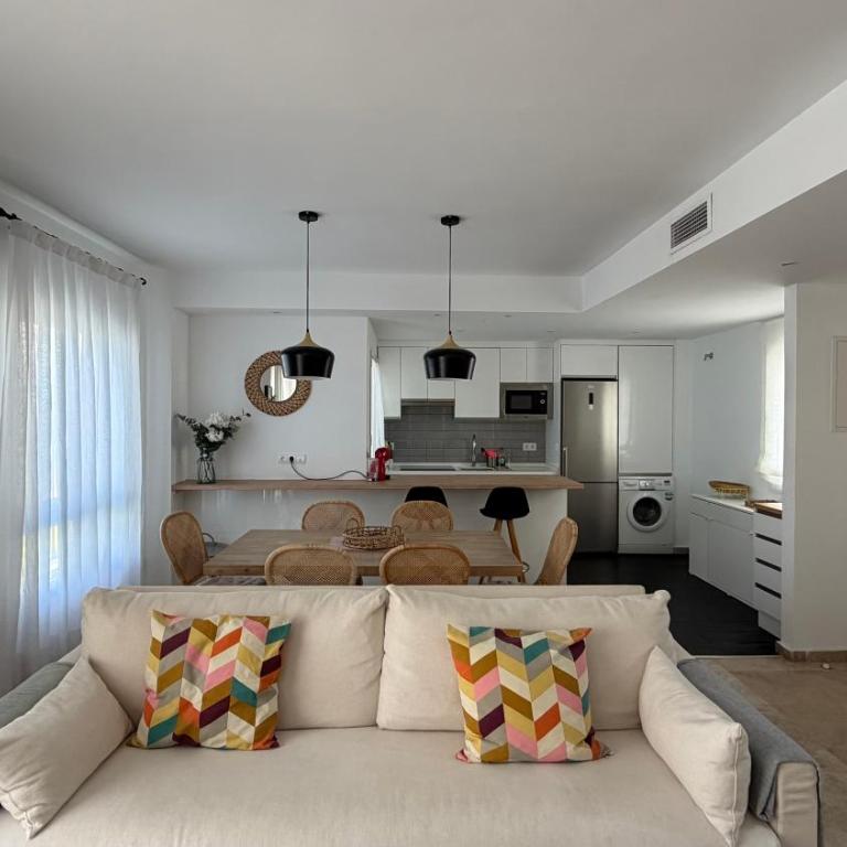 Los Naranjos Design Duplex Penthouse - Three-Bedroom Apartment - 1