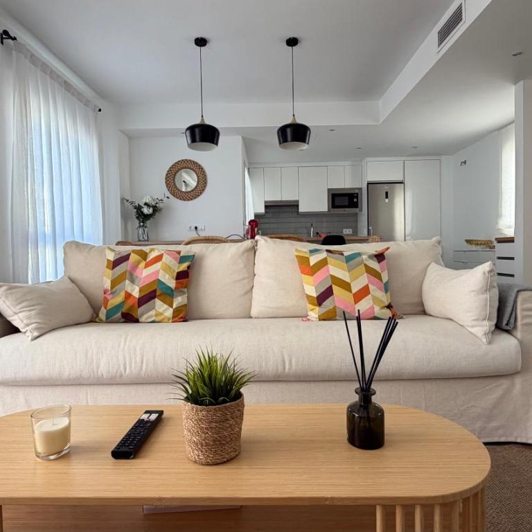 Los Naranjos Design Duplex Penthouse - Three-Bedroom Apartment - 3