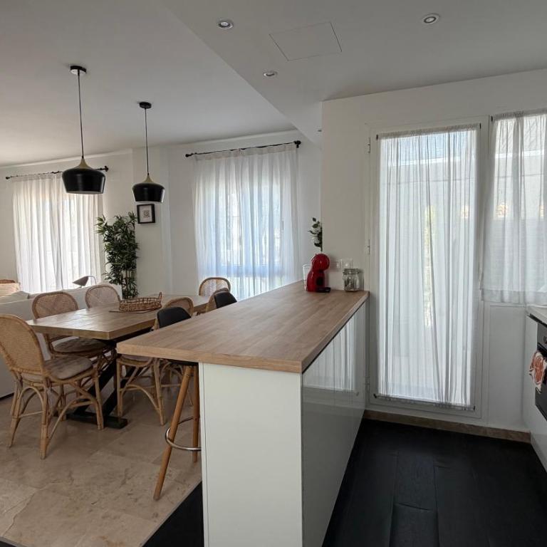 Los Naranjos Design Duplex Penthouse - Three-Bedroom Apartment - 7