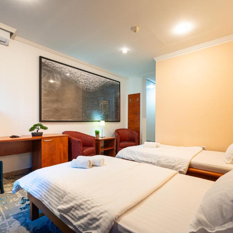 Hotel Bojatours - Double or Twin Room with Balcony - 13
