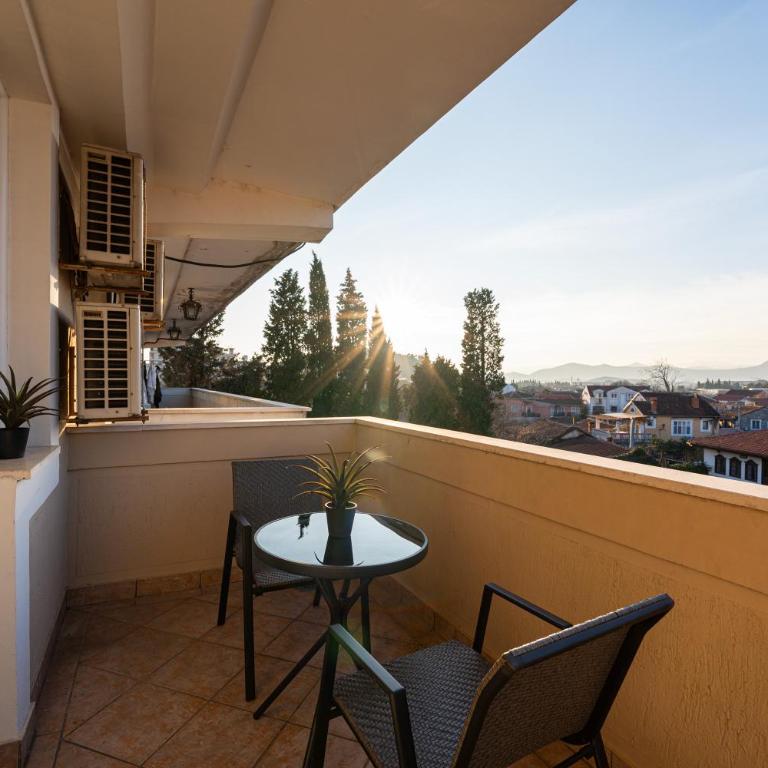 Hotel Bojatours - Double or Twin Room with Balcony - 26