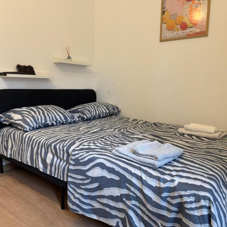 Heart Studio - One-Bedroom Apartment - 13