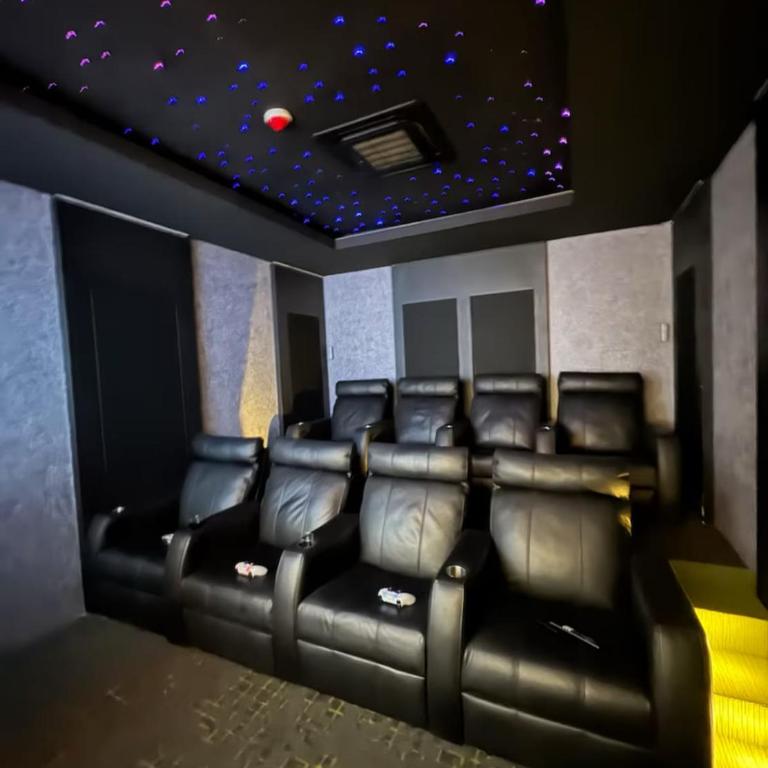 Brand new luxury apartment in the best area - Deluxe Room (2 Adults + 1 Child) - 37