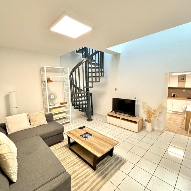Charmant Duplex - Hyper Centre - 44m2 - Proche Place Stanislas - Appartamento con 1 Camera da Letto - 1