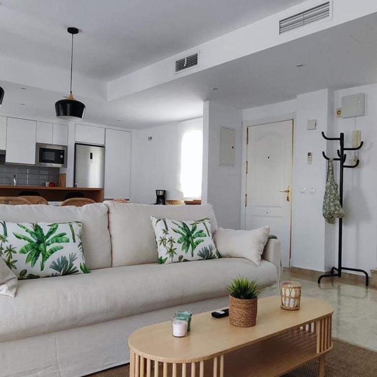 Los Naranjos Design Duplex Penthouse - Three-Bedroom Apartment - 10