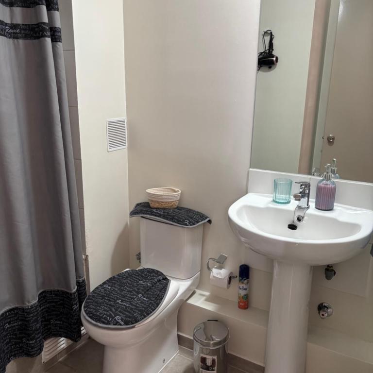 Lindo departamento en la serena, estacionamiento y wifi gratis - Three-Bedroom Apartment with Balcony - 13