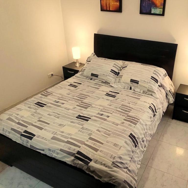 Apartamento Acogedor cerca al Aeropuerto - Apartamento Estándar de 3 dormitorios - 11