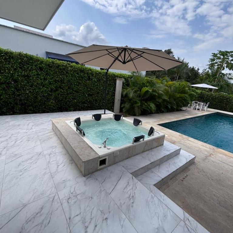 Casa Prestige - Four-Bedroom House - 12