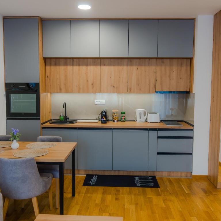 GRUApartmen - One-Bedroom Apartment - 3