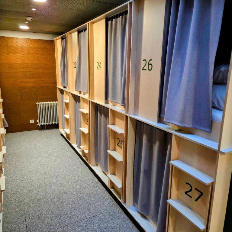 Green Marmot Capsule Hotel Genève - Self check-in - Upper Capsule - 10