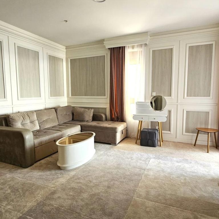 Azure Family Luxury Seaside Living Suites Rafailovici - Two-Bedroom Apartment - 5