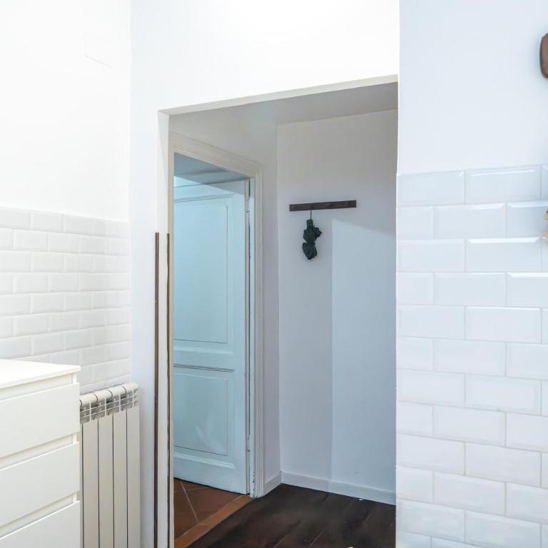 Lion Renting Colosseum - Appartamento con 1 Camera da Letto - 16