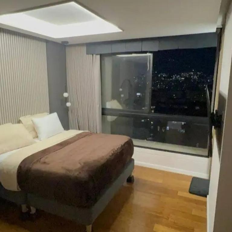Medellín Skyview penthouse - Apartment - 2