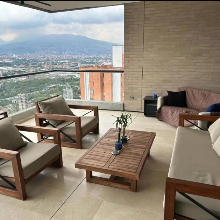 Medellín Skyview penthouse - Apartment - 3