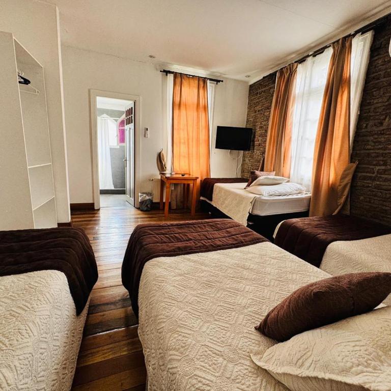 Hotel Casa Lyon - Standard Quadruple Room - 4