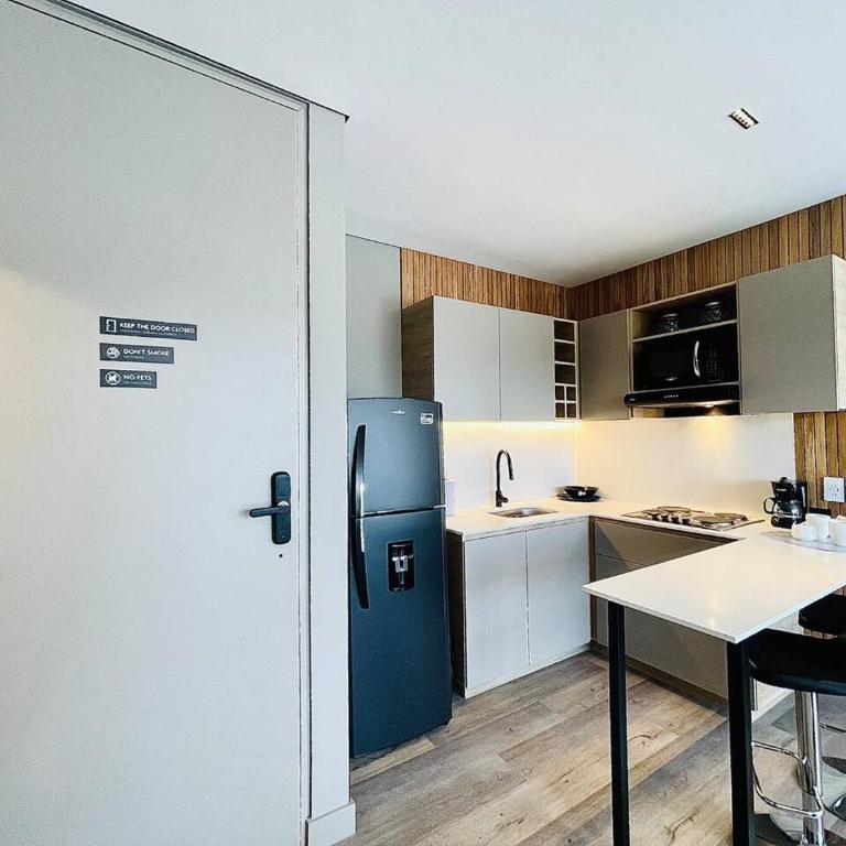 Prime Stays L55 - One-bedroom Loft Apartment - 5
